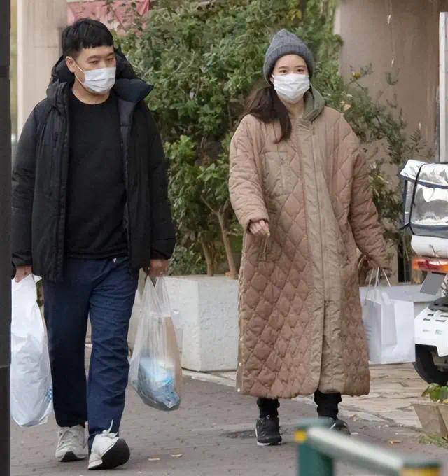 37岁苍井优产女 谐星丈夫报喜：孩子非常非常可爱
