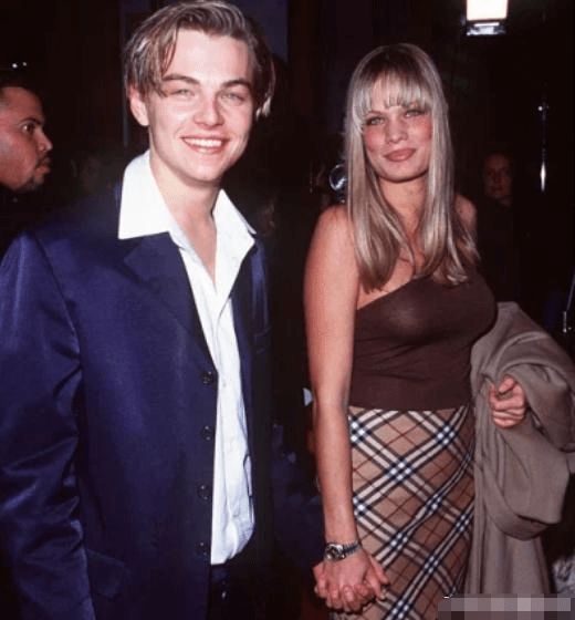 外媒曝小李子与22岁模特新恋情 女方拒绝谈论此事