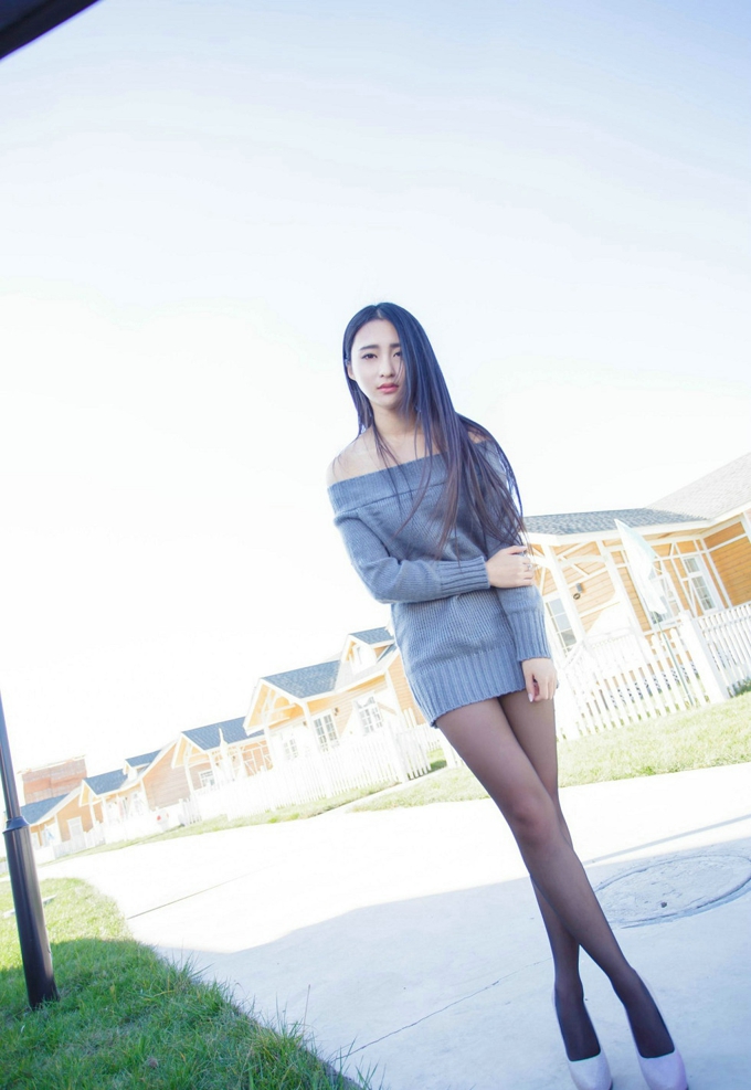 诱惑美女lucky咏丹内衣大胸美腿诱惑迷人俏丽火辣气质写真