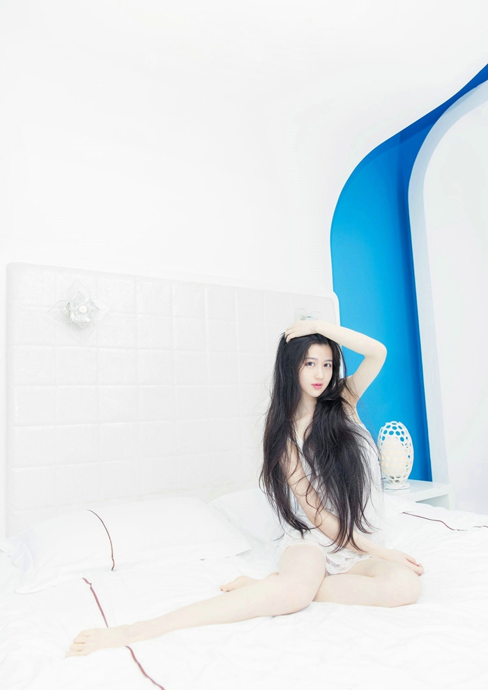 巨乳美女私房情趣睡衣大胆尺度妩媚写真