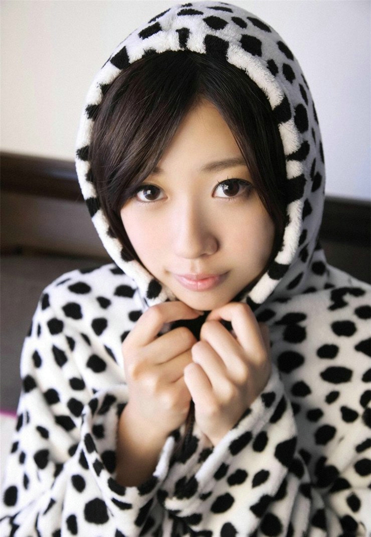 清新日系美女扮奶牛情趣装写真俏皮性感动人