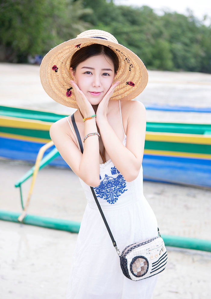 沙滩性感活力女神们的阳光假日聚会