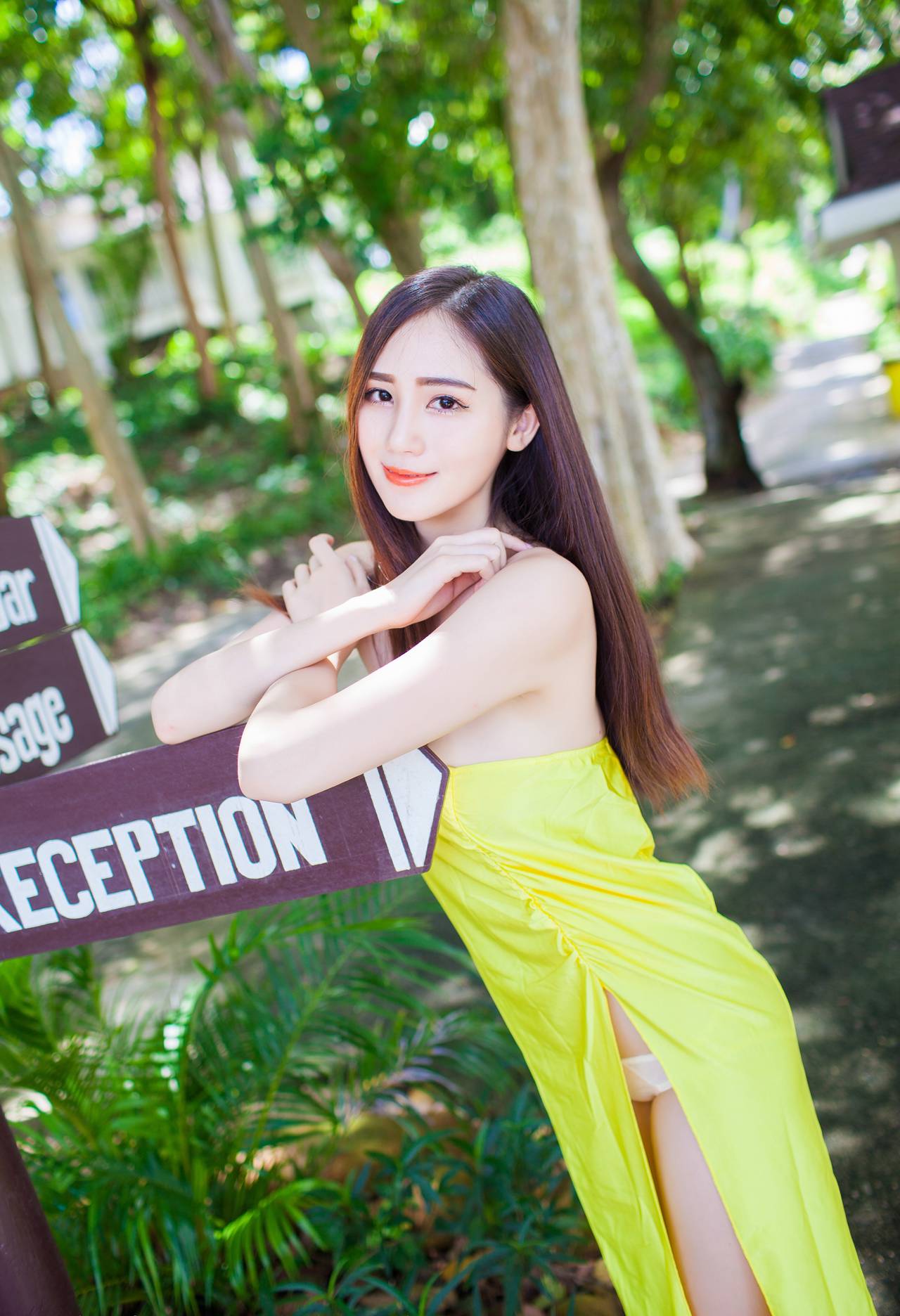 SISY思气质美女穿着内衣裤阳光诱惑制写真