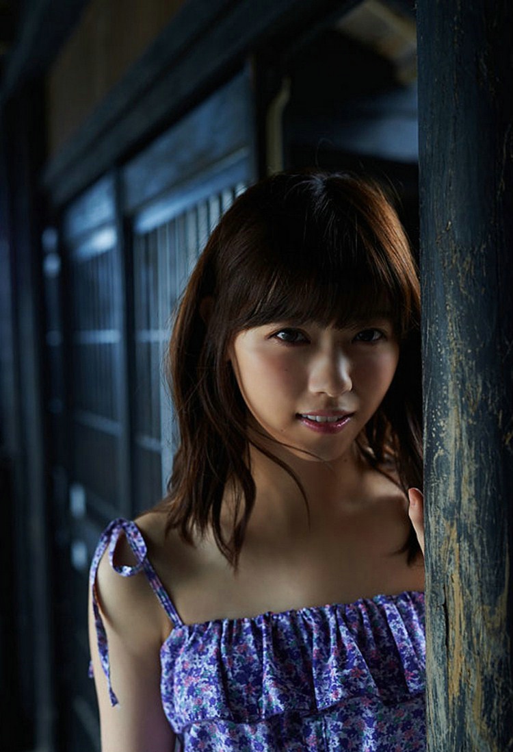 日系美少女西野七濑沙滩薄纱裙写真