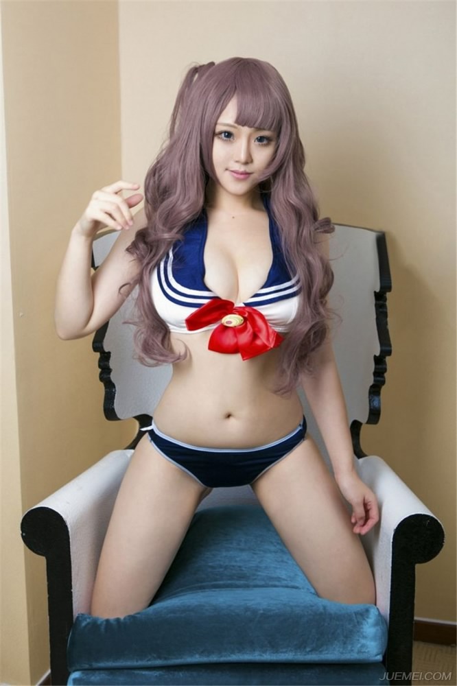 性感可爱的兔兔酱美胸俏丽制服迷人诱惑写真