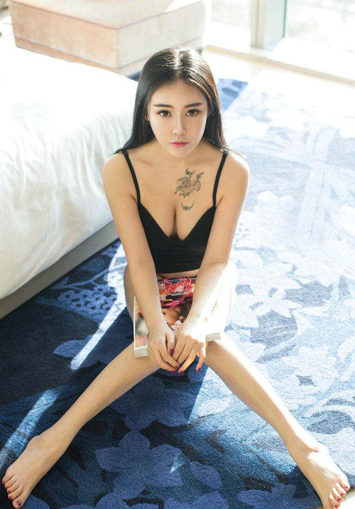 宅男女神梦瑶mm情趣内衣美胸性感写真