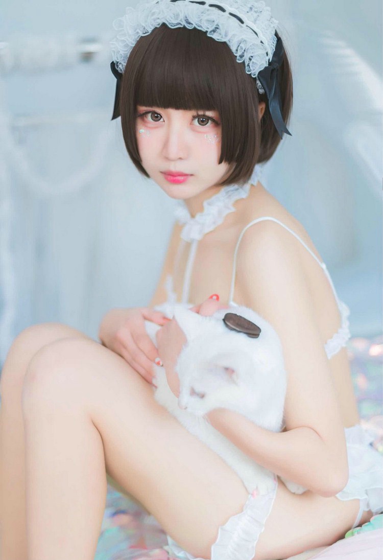 粉嫩娇媚小女仆美女私房性感真人秀