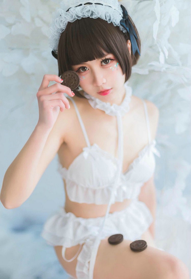 粉嫩娇媚小女仆美女私房性感真人秀