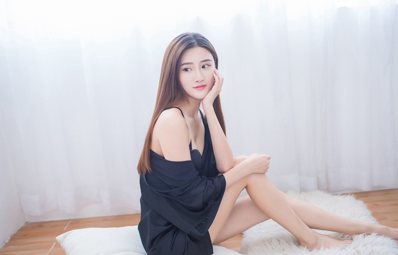 丰满女神格格污巫人美气质酥胸香肩美艳绝伦