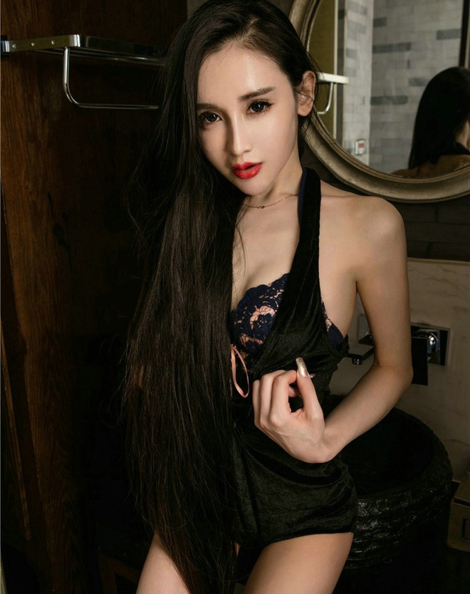 情趣仙姿女神阿依努尔瓦娅美女性感诱惑娇媚写真