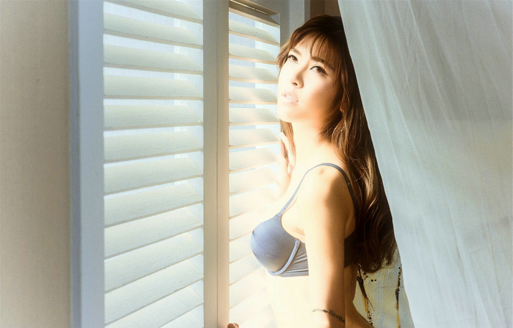 完美女神蔡乐儿性感内衣秀完美曲线傲人美乳诱惑写真