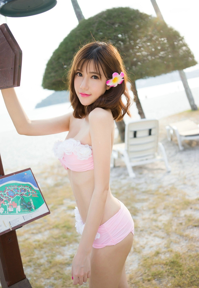 靓丽嫩模Sandy陈天扬性感比基尼诱惑迷人气质妖娆妩媚养眼写真