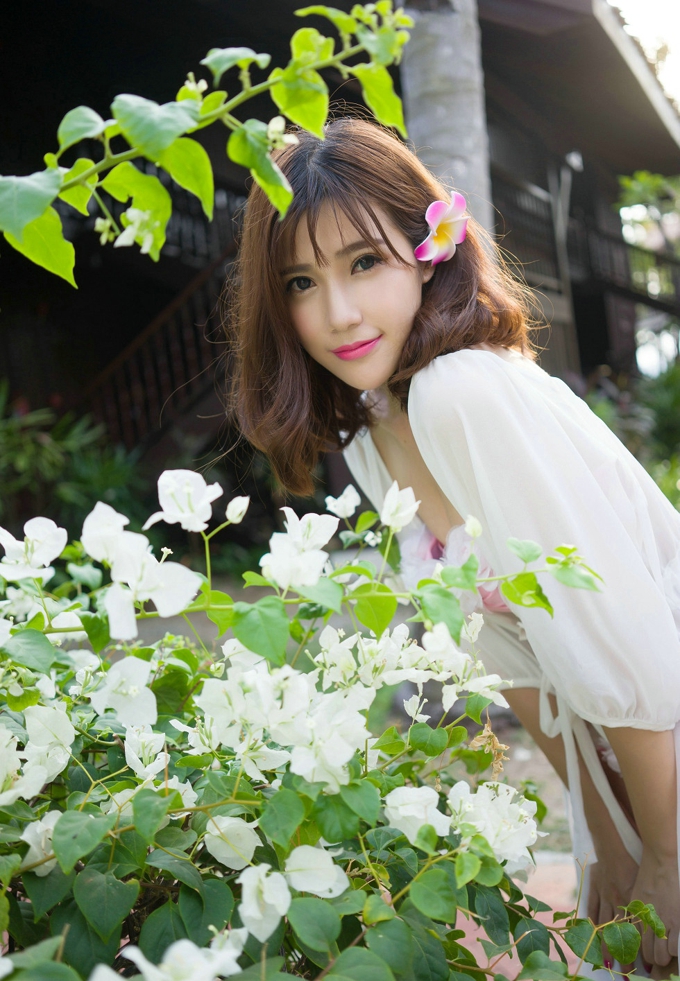 靓丽嫩模Sandy陈天扬性感比基尼诱惑迷人气质妖娆妩媚养眼写真