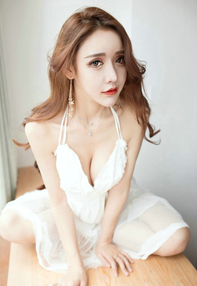 火辣娇艳乳神妹妹Lunana-lee爆乳销魂诱惑私房写真