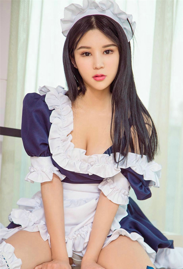 性感胸大清纯美女陈琪可爱女仆装高清写真