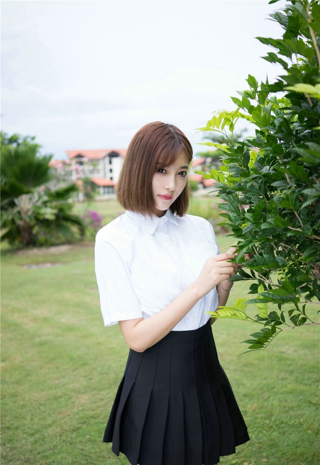 夏日小清新清纯美女杨晨晨sugar户外校服高清性感迷人写真