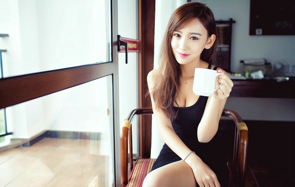嫩模李玉洁Daisy销魂诱人气质完美身材性感写真