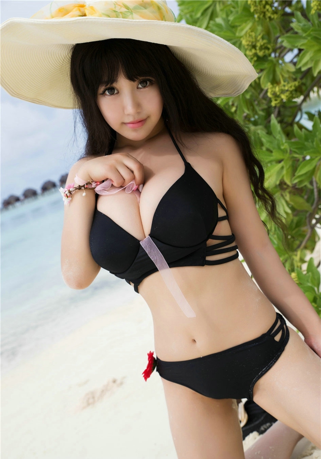 性感宅男女神美女可儿海滩巨乳诱惑幽韵火辣写真