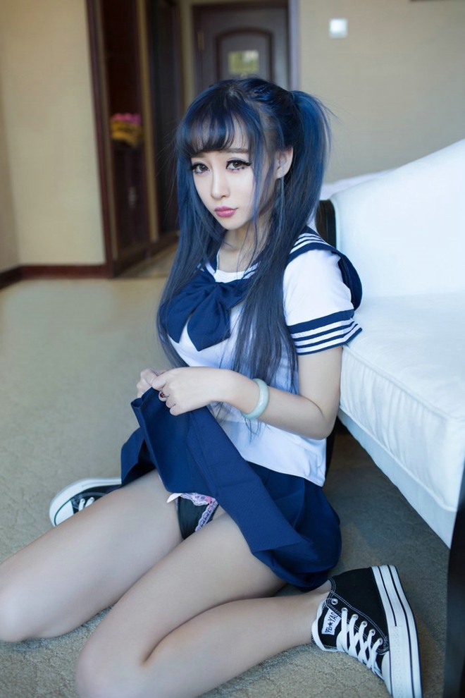 水盈盈大眼讨人疼性感俏皮萝莉小可爱美女稚嫩诱惑妩媚私房写真