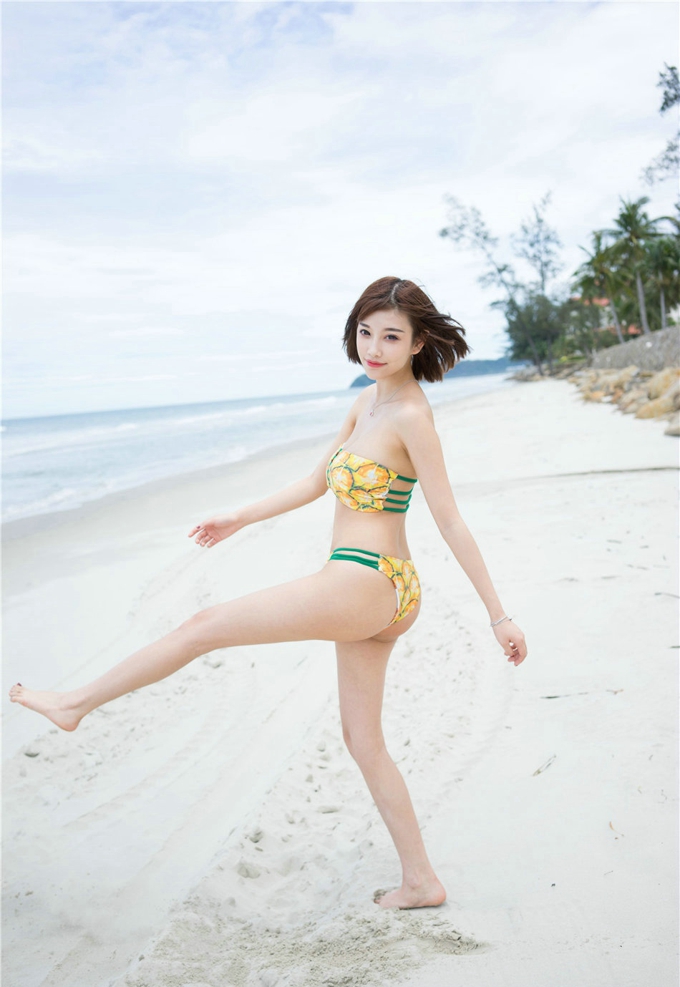 极品性感模特杨晨晨sugar火辣身段诱惑迷人美乳翘臀比基尼写真