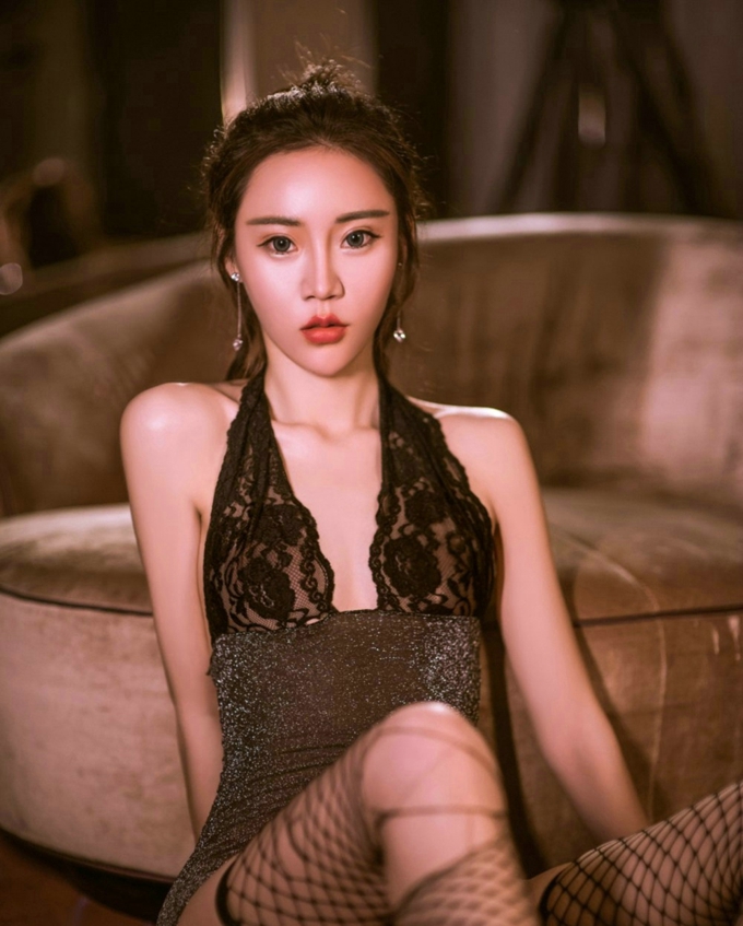 性感美女樊安妮私房黑丝写真美臀诱人妖娆销魂迷人养眼