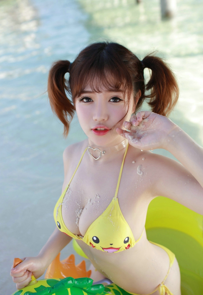 清纯可爱嫩模徐cake马尔代夫旅拍比卡丘比基尼白嫩豪乳诱惑勾魂写真
