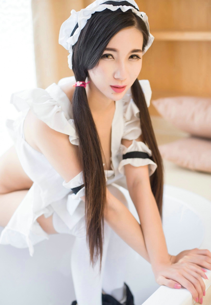 日系女仆装诱惑迷人赵颖丰润激情火辣勾魂妩媚写真