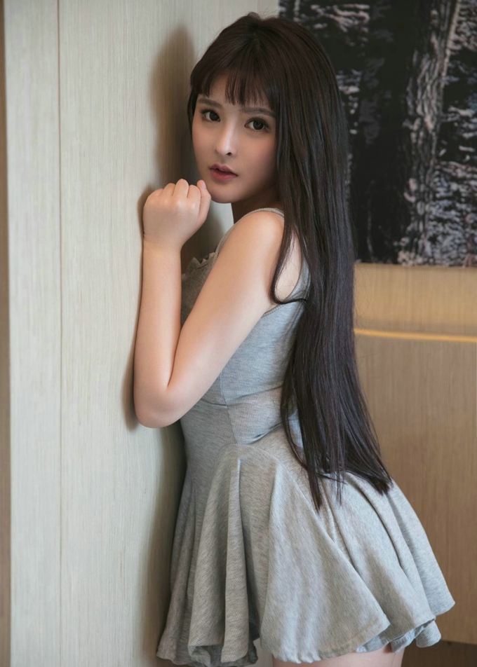 丰满美女杨漫妮塑身内衣巨乳诱惑迷人丰润激情写真