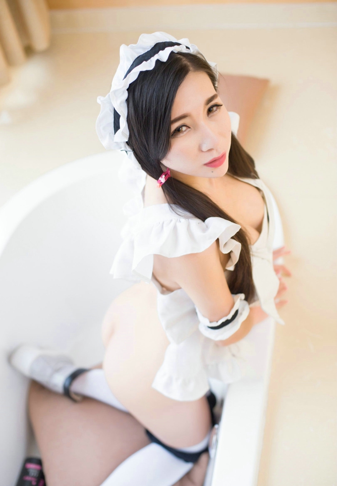 日系女仆装诱惑迷人赵颖丰润激情火辣勾魂妩媚写真