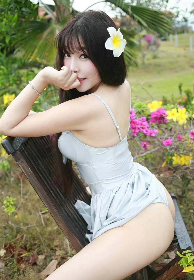 性感尤物女神芝芝Booty巨乳大胸翘臀靓丽气质风情私房写真