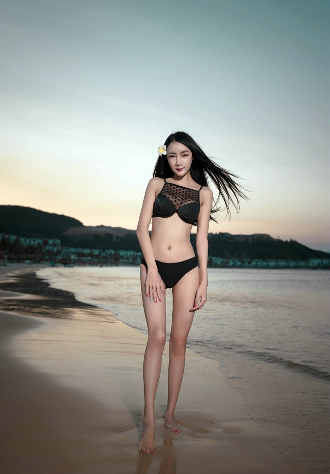 极品尤物火辣身材三点式比基尼诱惑婕西儿jessie性感勾魂气质写真