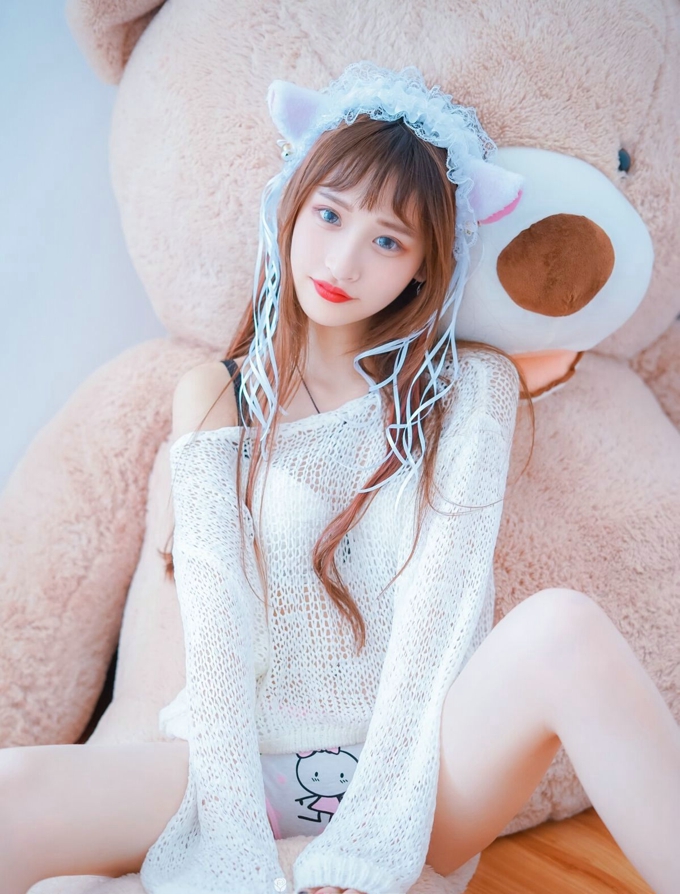诱惑迷人内衣翘臀勾魂妩媚写真