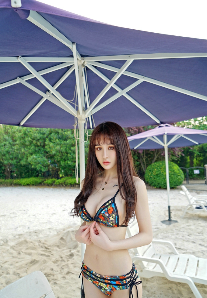 女神Cheryl青树巨乳翘臀性感诱惑勾魂妩媚私房写真