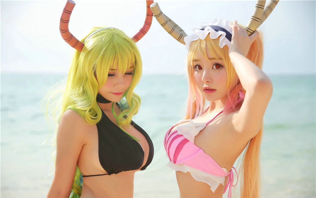 火辣娇艳美女夏美酱&柳侑绮妹抖龙比基尼海边大奶销魂挑逗诱惑写真