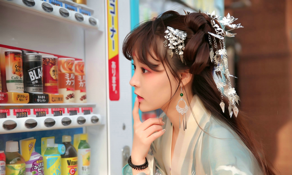 柳侑绮气质和服制服诱惑迷人妩媚写真