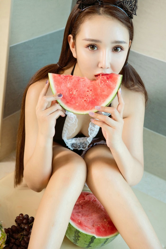 极品尤物酥胸美女韩恩熙大尺度情趣制服娇媚妖娆惹火销魂诱人写真