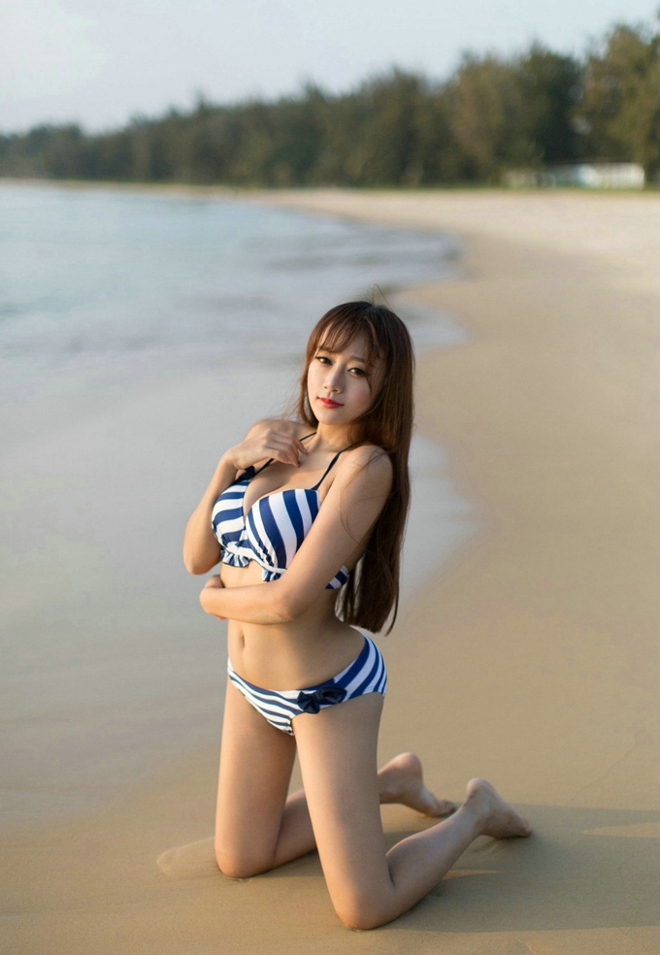 性感内衣大奶美女私房销魂火辣诱惑写真