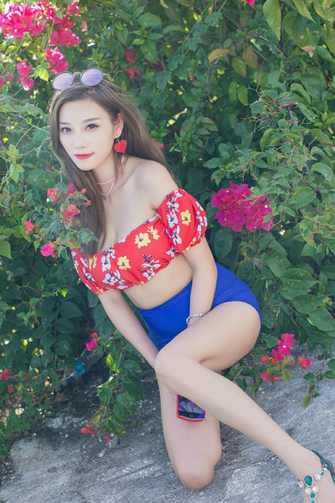 迷人靓丽杨晨晨sugar美腿嫩模性感写真