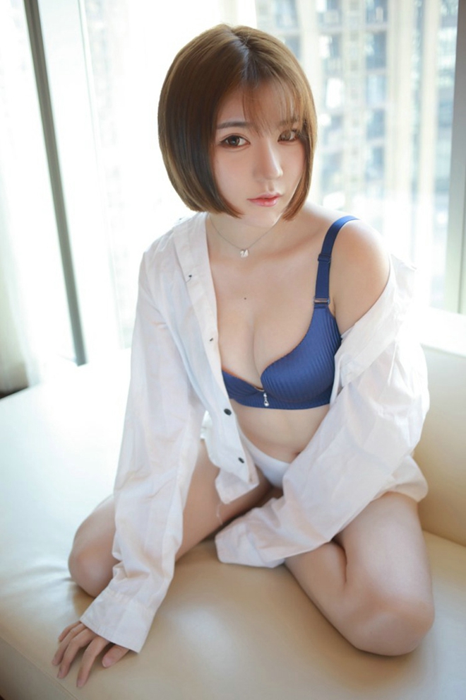 性感娇艳MM白皙酥胸翘臀销魂娇媚诱惑高清写真