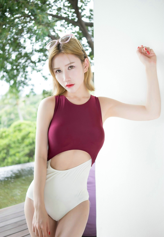清新户外气质美女于姬Una靓丽写真