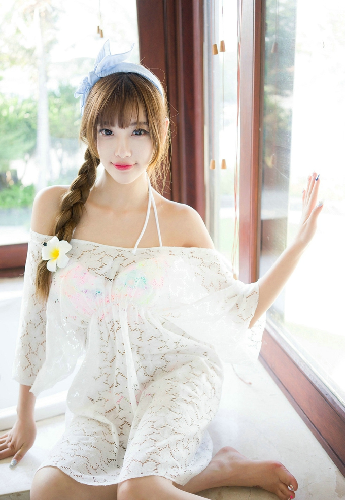气质宝贝Sugar小甜心CC性感比基尼美乳翘臀诱惑靓丽活力写真