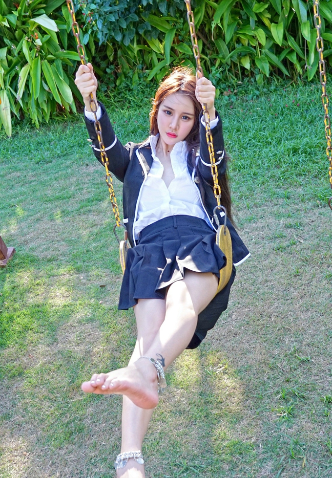 靓丽嫩模Cheryl青树气质迷人白嫩肌肤清纯撩人写真