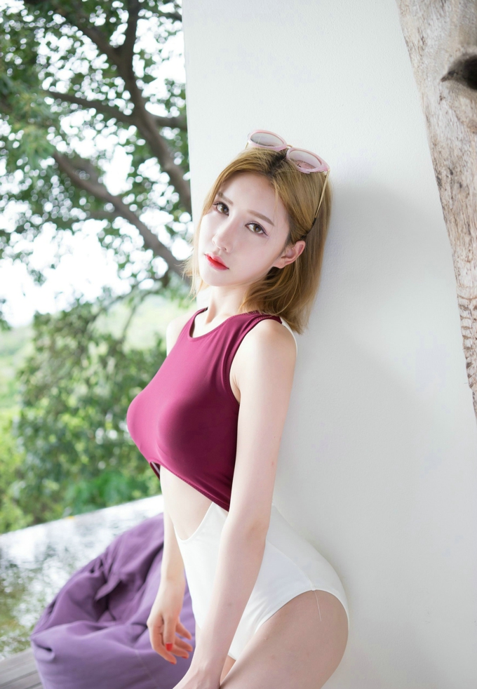 清新户外气质美女于姬Una靓丽写真