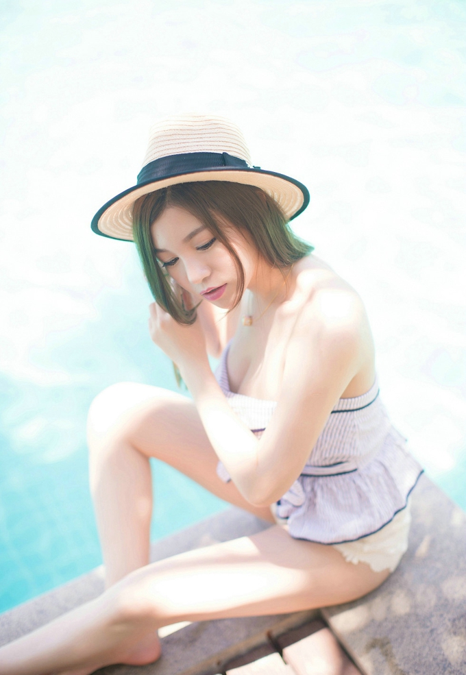 内衣美乳黑丝网袜诱惑朵比dobby写真