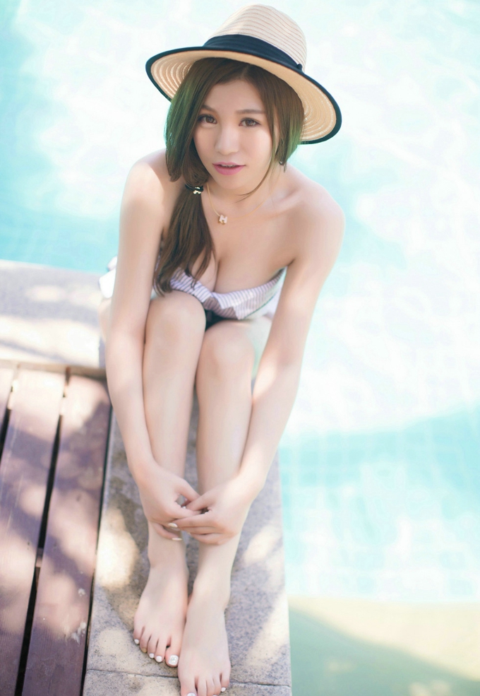 内衣美乳黑丝网袜诱惑朵比dobby写真