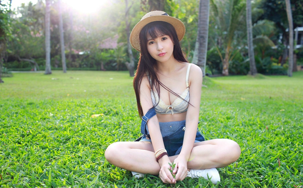可爱少女唐雨辰TYC美乳诱惑写真