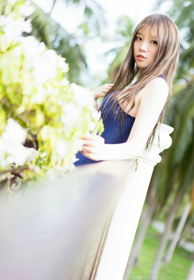 程彤颜性感死库水美乳诱惑娇巧写真