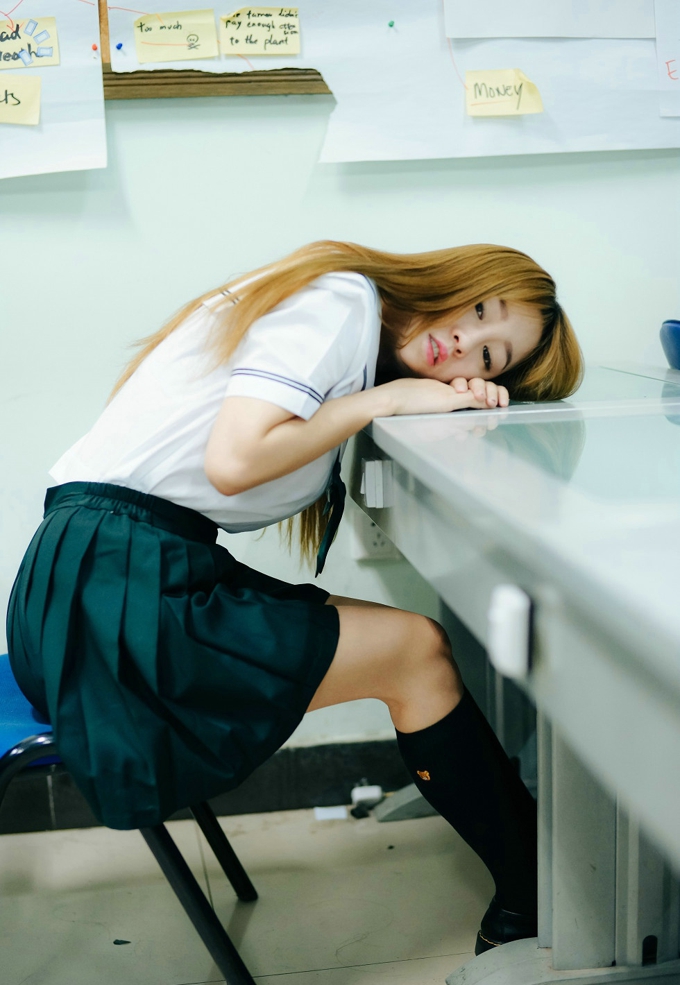 王雨纯最新JK制服撩短裙秀诱惑翘臀写真