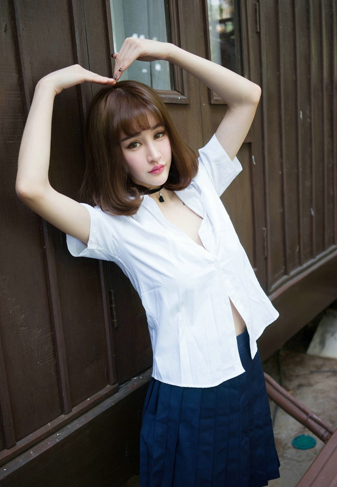 清纯少女Cheryl青树性感气质迷人比基尼内衣美乳诱惑写真
