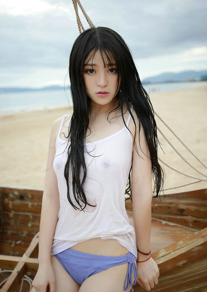 清纯粉嫩性感小美女湿身娇媚销魂挑逗诱惑美臀写真